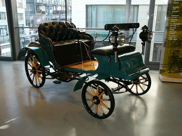 Prima mașină Opel